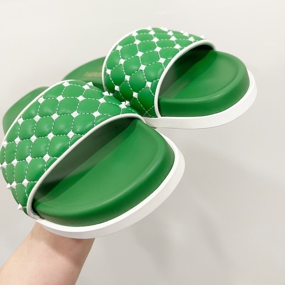 Valentino Free Rockstud Spike Slides Green Leather - Picture 6 of 9